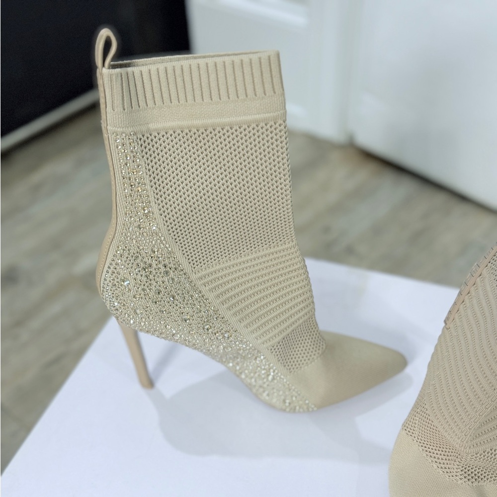 Steve Madden Maxwell Nude